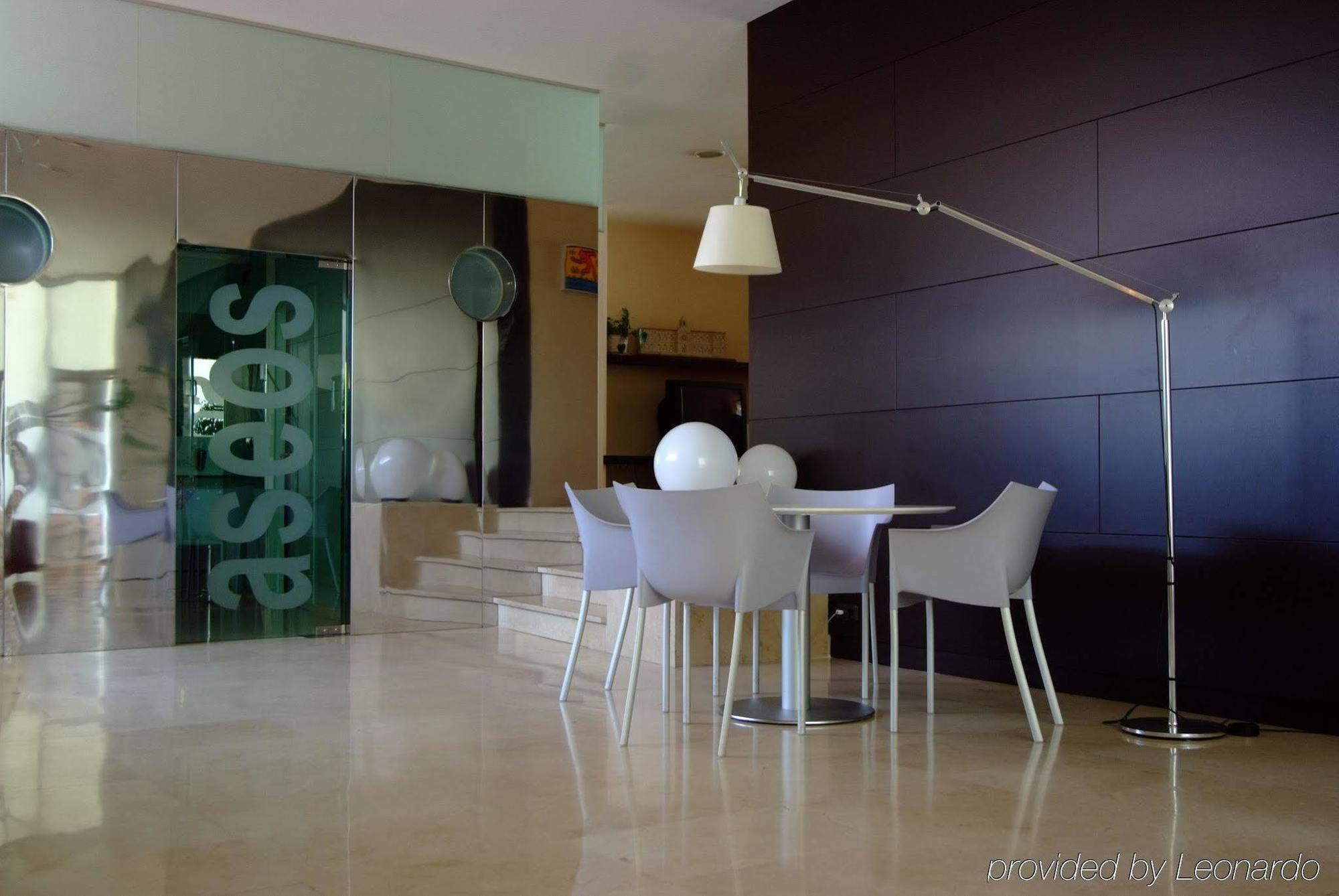 Colon Tuy Hotel Tui Interior foto